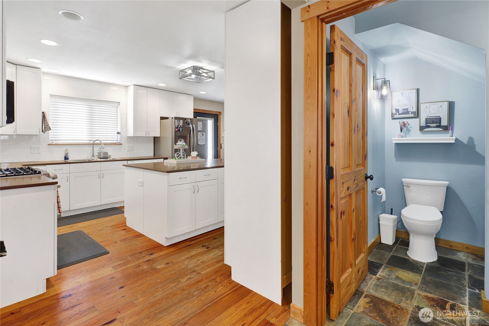 8457 Benson Road Lynden, WA 98264 - Photo 10 of 38