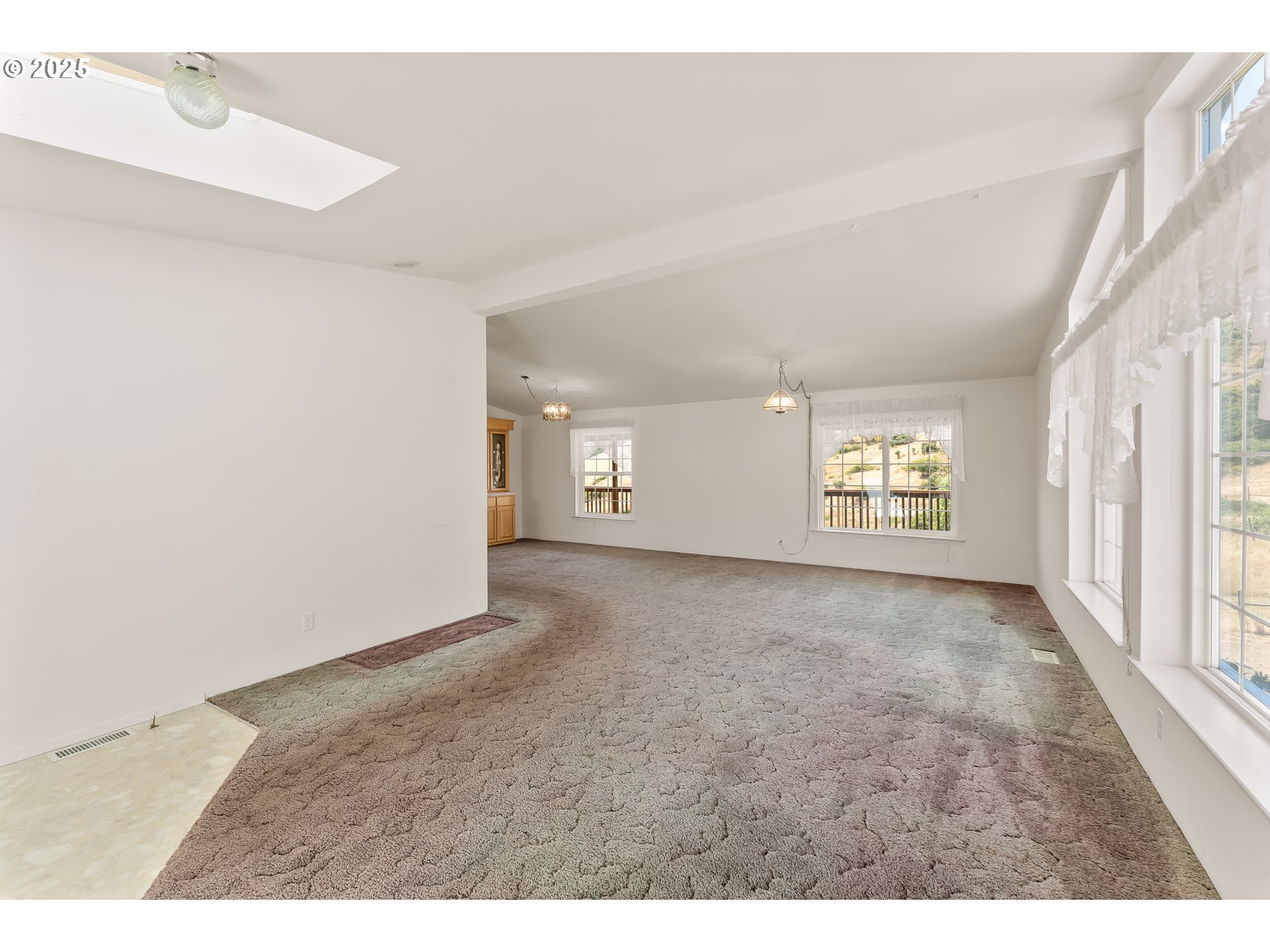 220 Robin Street Roseburg, OR 97470 - Photo 11 of 46