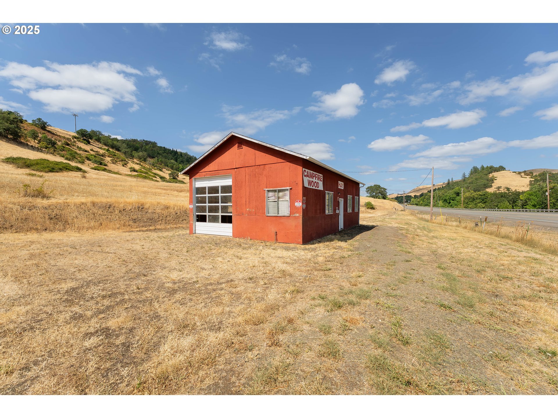 220 Robin Street Roseburg, OR 97470 - Photo 33 of 46 Workshop