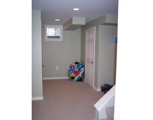 94 B Lawrence Road Boxford, MA 01921 - Photo 14 of 15