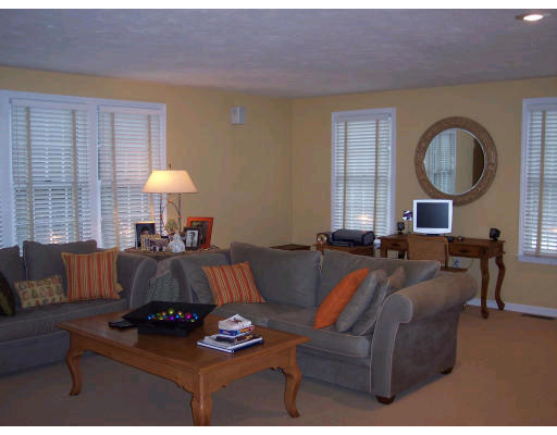94 B Lawrence Road Boxford, MA 01921 - Photo 6 of 15