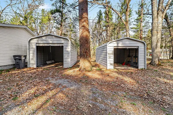 $200,000 | 187 East Daniels Road, Twin Lake, MI 49457