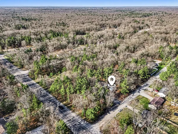 $200,000 | 187 East Daniels Road, Twin Lake, MI 49457