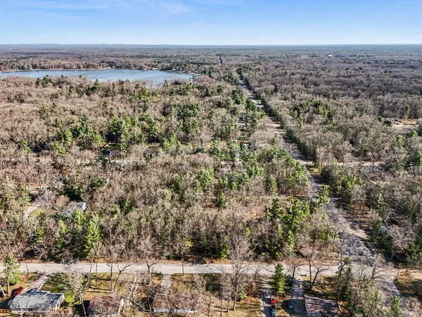 $200,000 | 187 East Daniels Road, Twin Lake, MI 49457