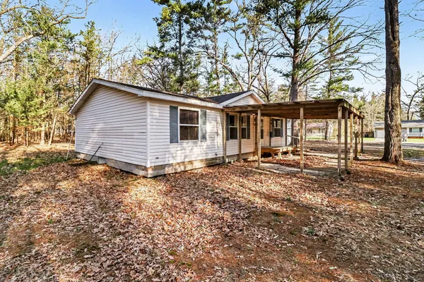 $200,000 | 187 East Daniels Road, Twin Lake, MI 49457