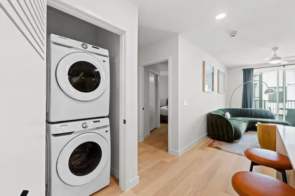 $6,000 | 2323 South Lamar Boulevard, Unit 520, Austin, TX 78704