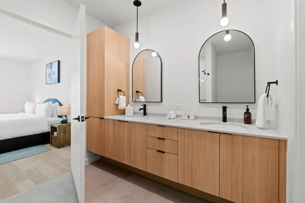 $6,000 | 2323 South Lamar Boulevard, Unit 520, Austin, TX 78704