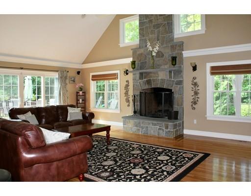 2 Arnold Drive Medfield, MA 02052 - Photo 5 of 35 Gallery Image 5