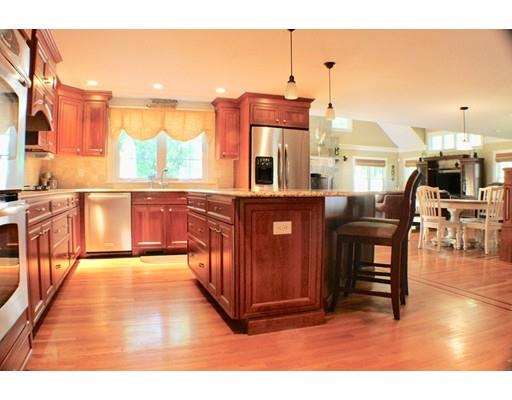 2 Arnold Drive Medfield, MA 02052 - Photo 9 of 35 Gallery Image 9