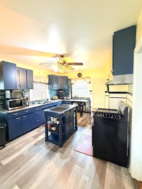 22 Felicia Street Springfield, MA 01104 - Photo 17 of 33