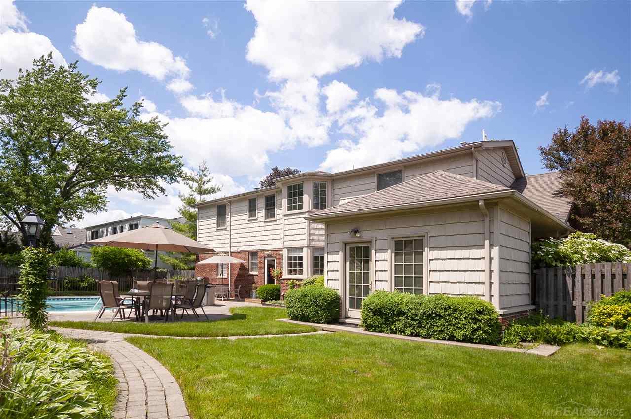 1415 South Renaud Road Grosse Pointe, MI 48236 - Photo 56 of 65 31386500-55.JPG