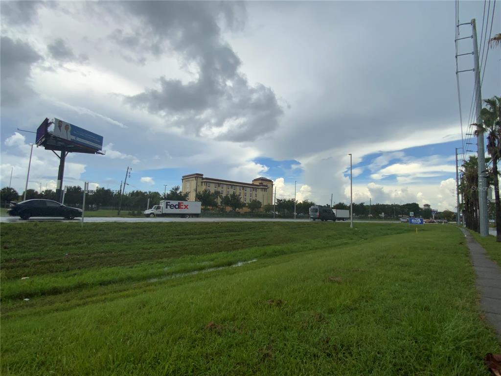 1936 McCoy Road Belle Isle, FL 32809 - Photo 4 of 9