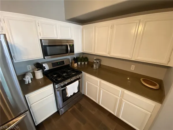 $1,395 | 10001 Peace Way, Unit 2251, Las Vegas, NV 89147