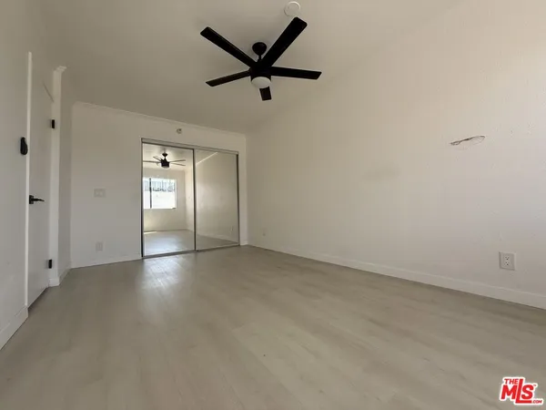$2,100 | 1816 North Gramercy Place, Unit 405, Los Angeles, CA 90028