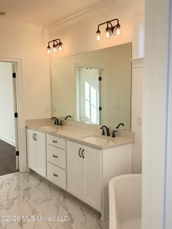 $529,900 | 2255 Livingston Way, Hernando, MS 38632