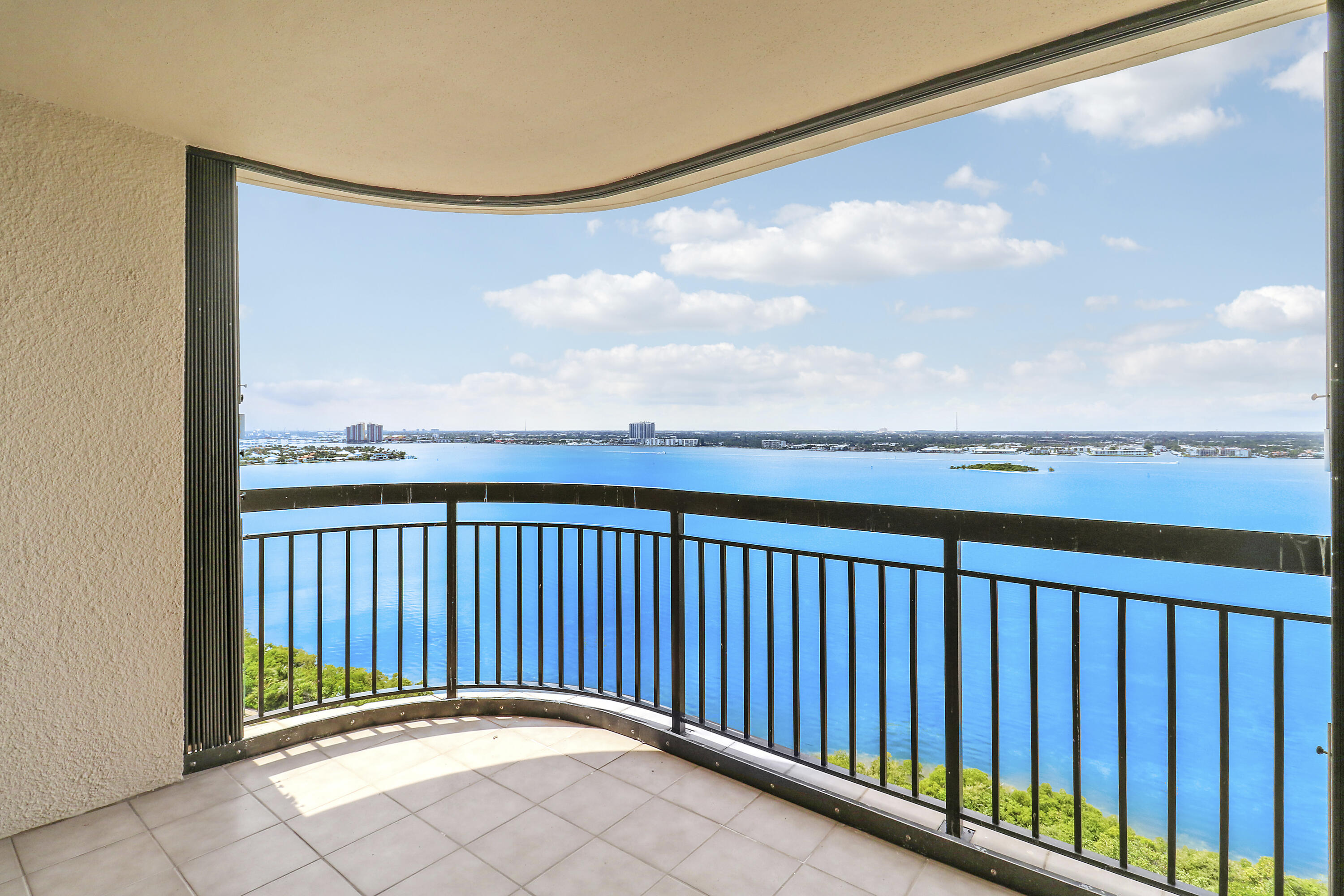 5380 North Ocean Drive, Unit 22J Riviera Beach, FL 33404 - Photo 39 of 53 a view of a balcony