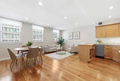 $670,000 | 21 Bowdoin Street, Unit 5C, Boston, MA 02114
