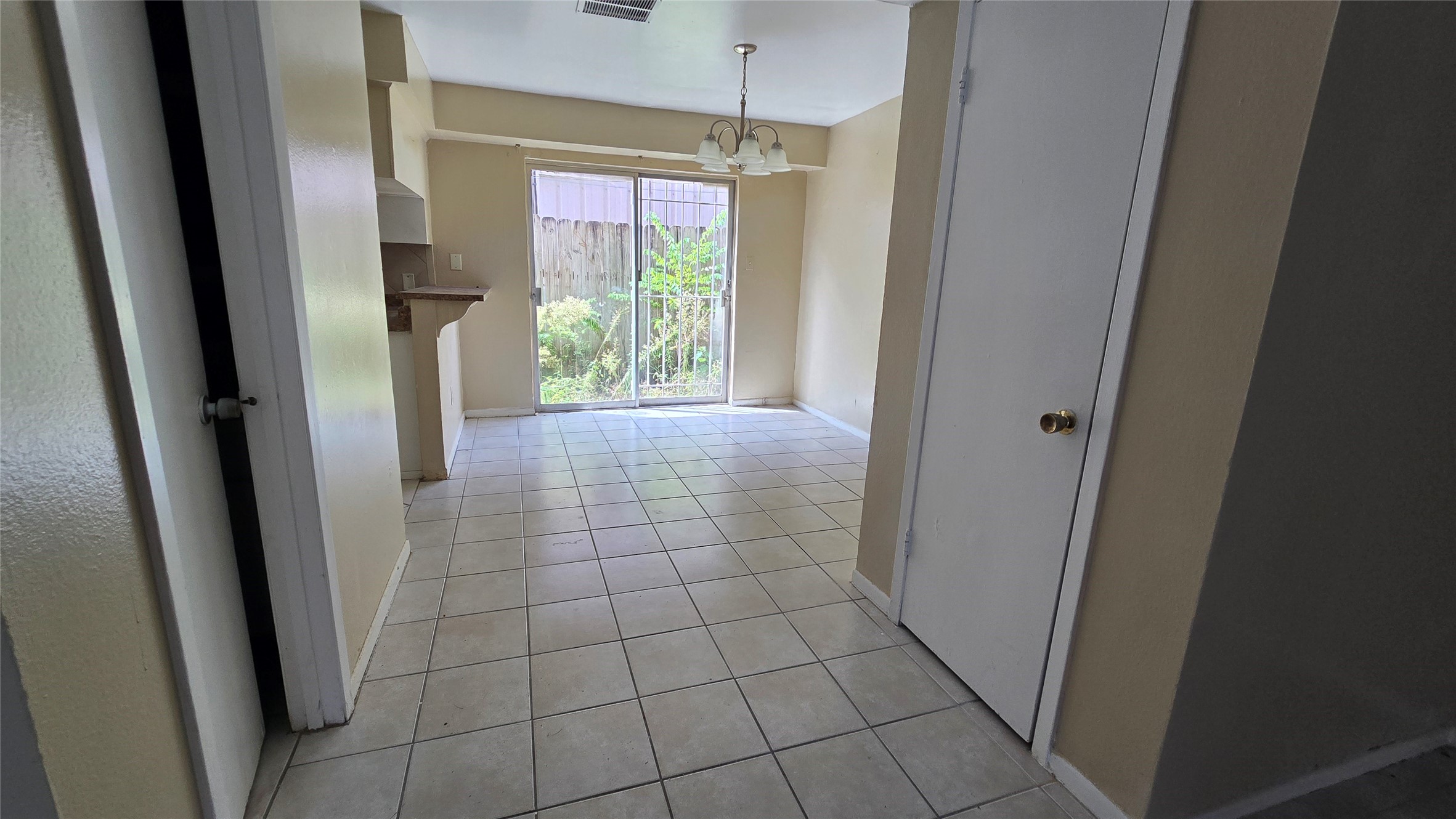 1403 Blalock Road, Unit 11 Houston, TX 77055 - Photo 3 of 15 Gallery Image 3