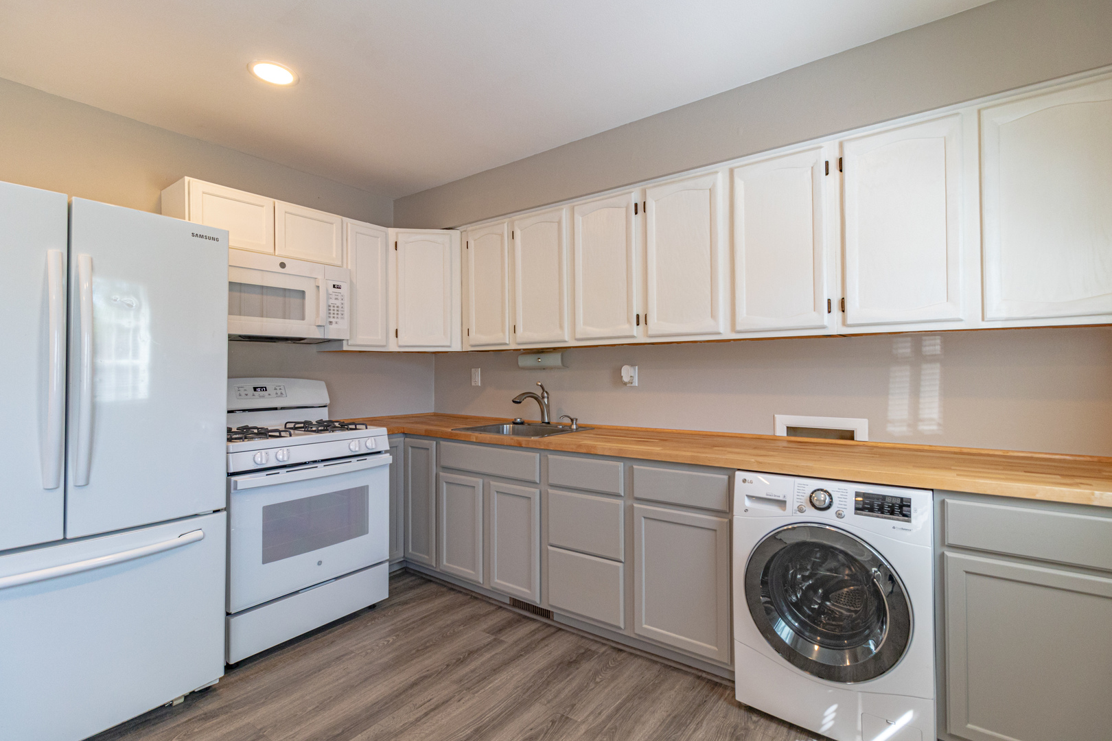 213 Seton Place Streamwood, IL 60107 - Photo 8 of 19