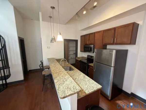 $1,700 | 306 East Broad Street, Unit 1B, Richmond, VA 23219