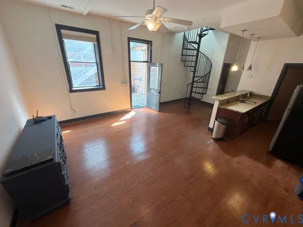 $1,700 | 306 East Broad Street, Unit 1B, Richmond, VA 23219