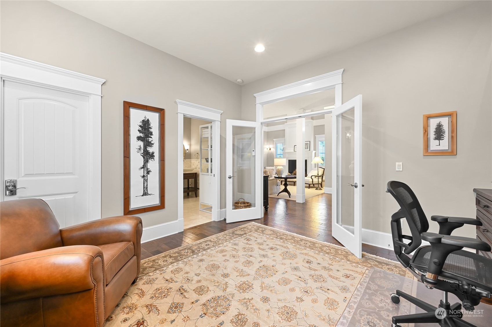 2015 Eldridge Avenue Bellingham, WA 98225 - Photo 27 of 40 a living room with furniture and a wooden floor