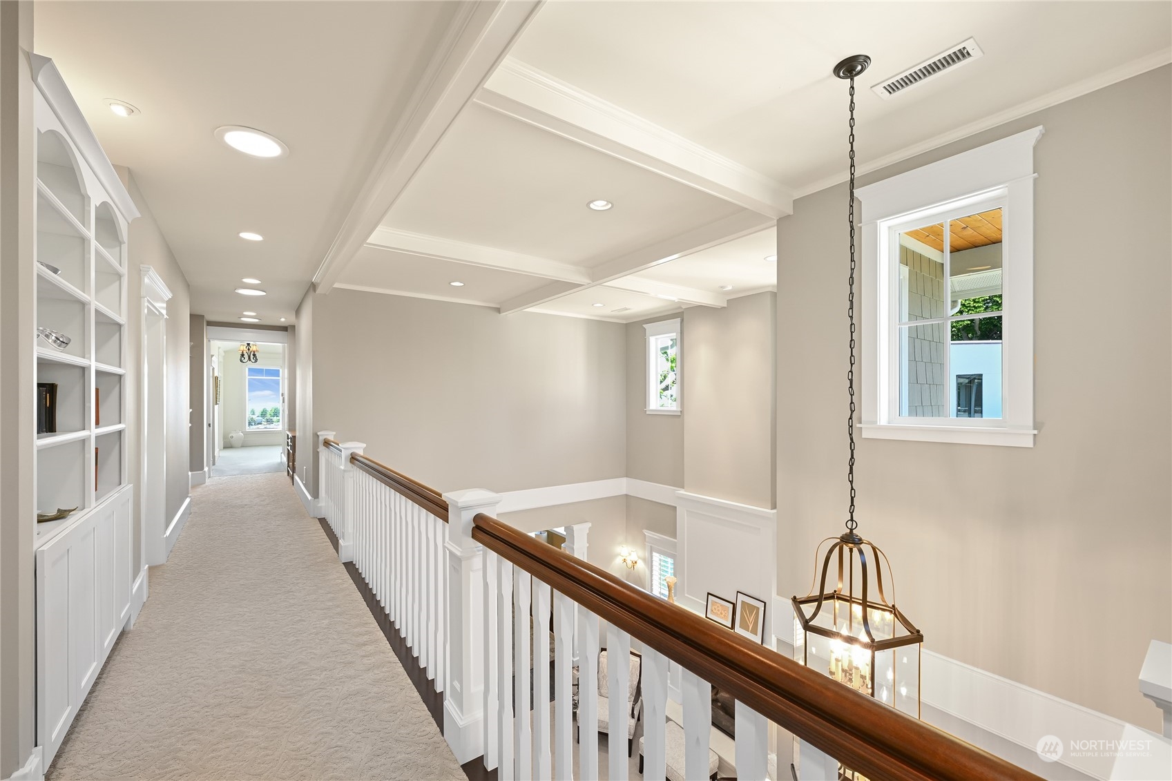 2015 Eldridge Avenue Bellingham, WA 98225 - Photo 34 of 40 a view of a hallway with windows