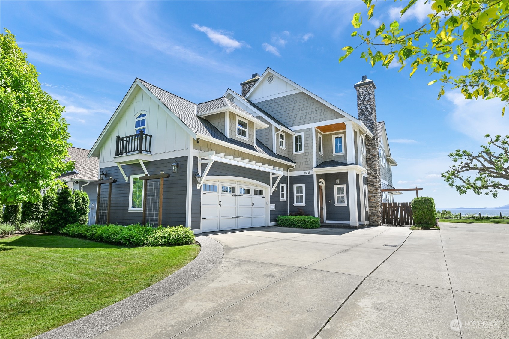 2015 Eldridge Avenue Bellingham, WA 98225 - Photo 40 of 40 a front view of a house with a garden