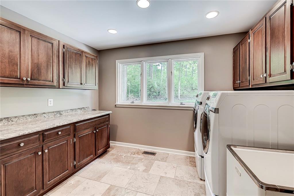 3853 Nesbitt Road Indianapolis, IN 46220 - Photo 15 of 43 Gallery Image 15