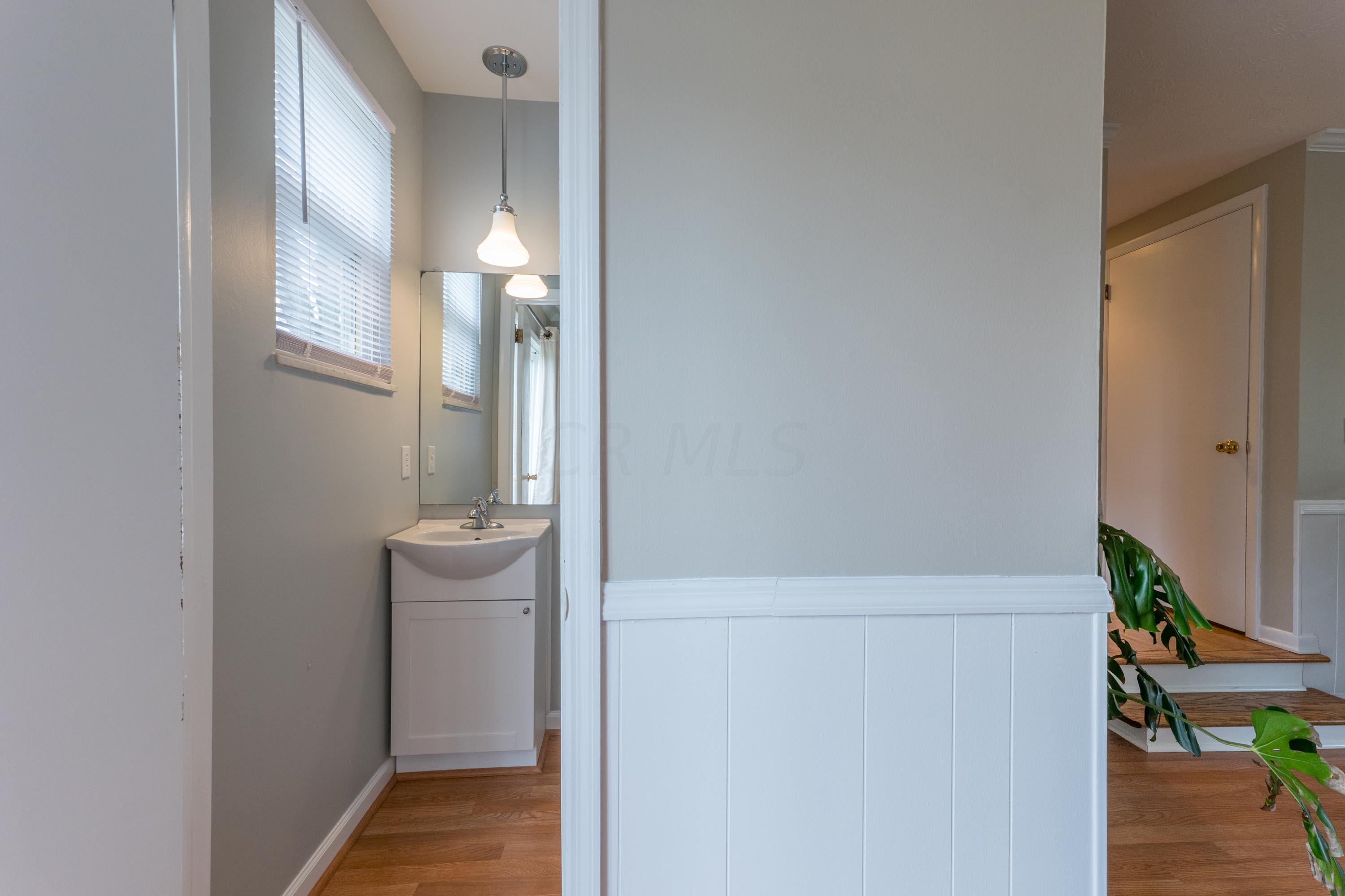 6735 Merwin Road Columbus, OH 43235 - Photo 10 of 37 10