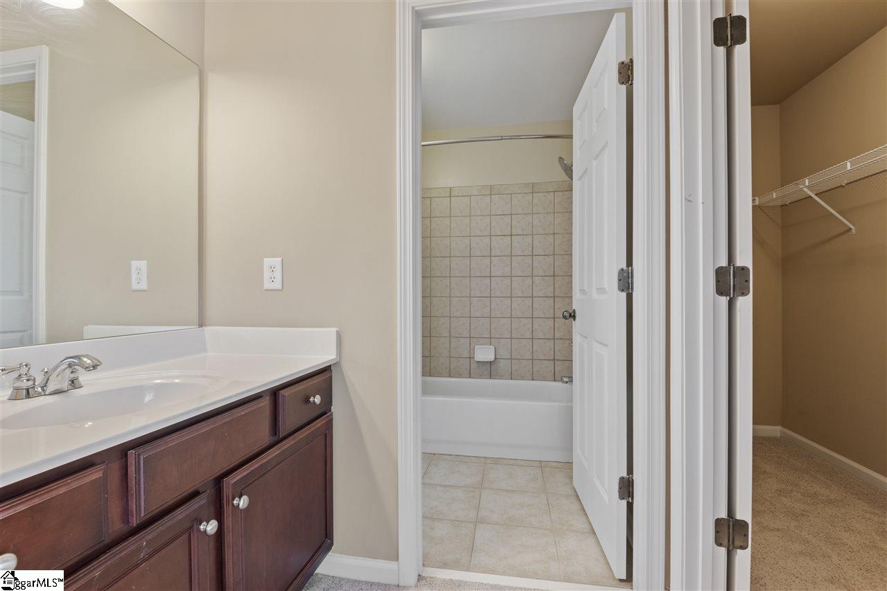 233 Elstar Loop Road Simpsonville, SC 29681 - Photo 27 of 36