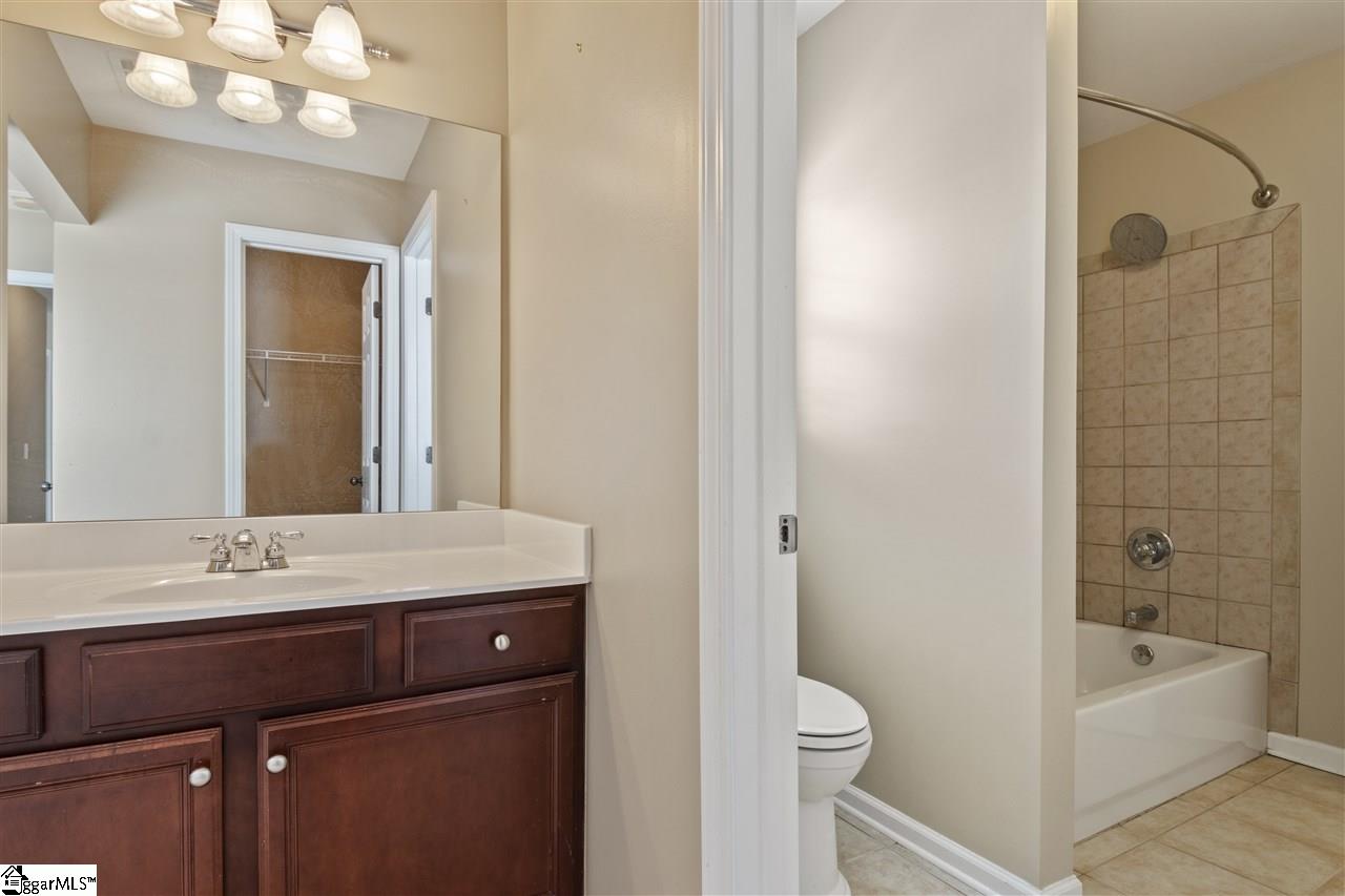 233 Elstar Loop Road Simpsonville, SC 29681 - Photo 28 of 36