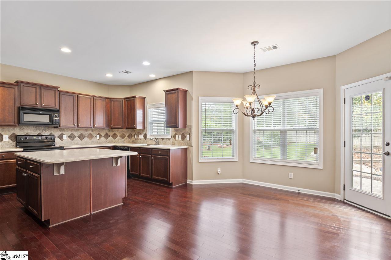 233 Elstar Loop Road Simpsonville, SC 29681 - Photo 8 of 36