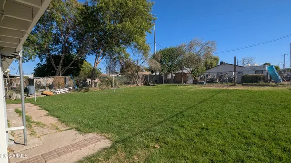 $270,000 | 3833 West Taylor Street, Phoenix, AZ 85009
