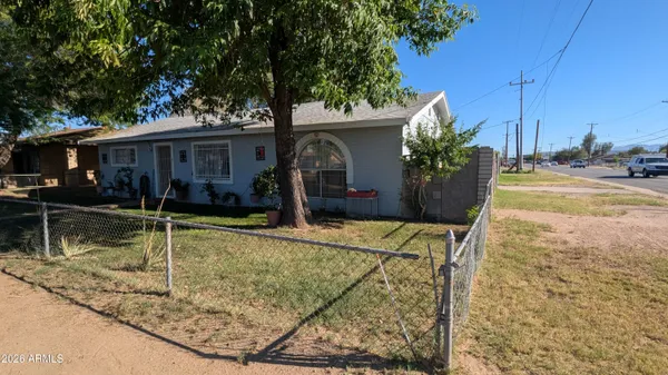 $270,000 | 3833 West Taylor Street, Phoenix, AZ 85009