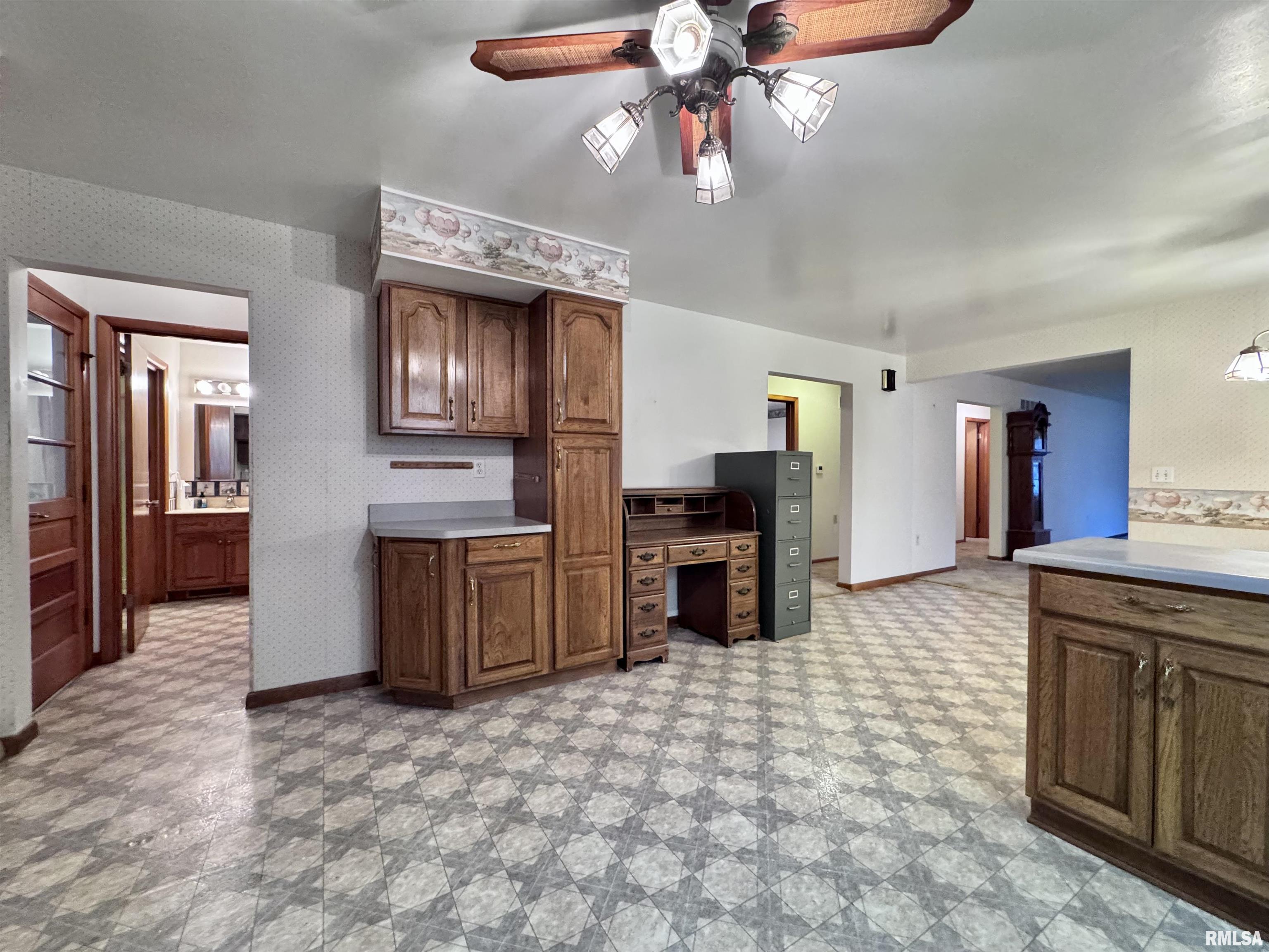 497 Walnut Street Bushnell, IL 61422 - Photo 14 of 32