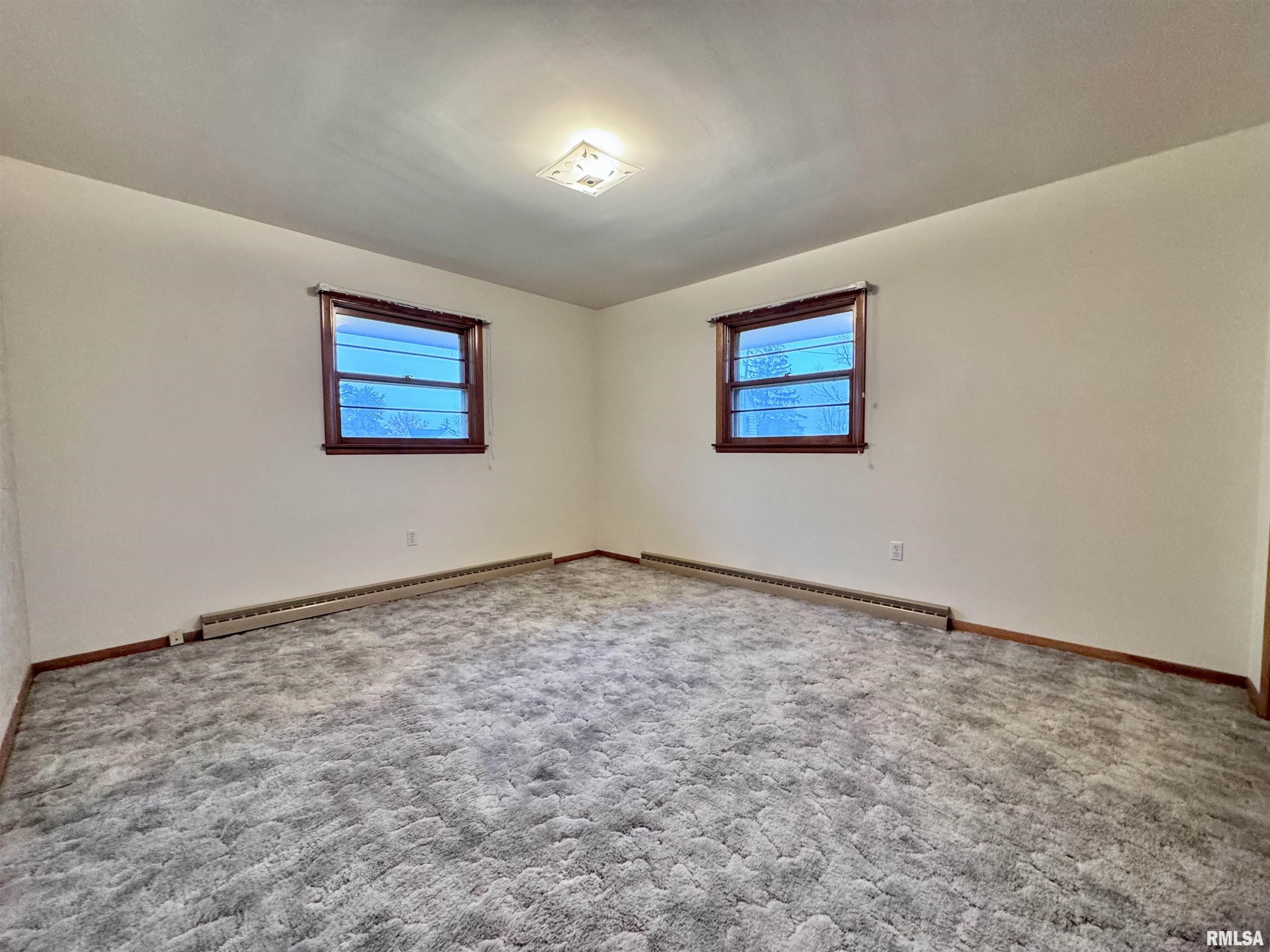 497 Walnut Street Bushnell, IL 61422 - Photo 16 of 32