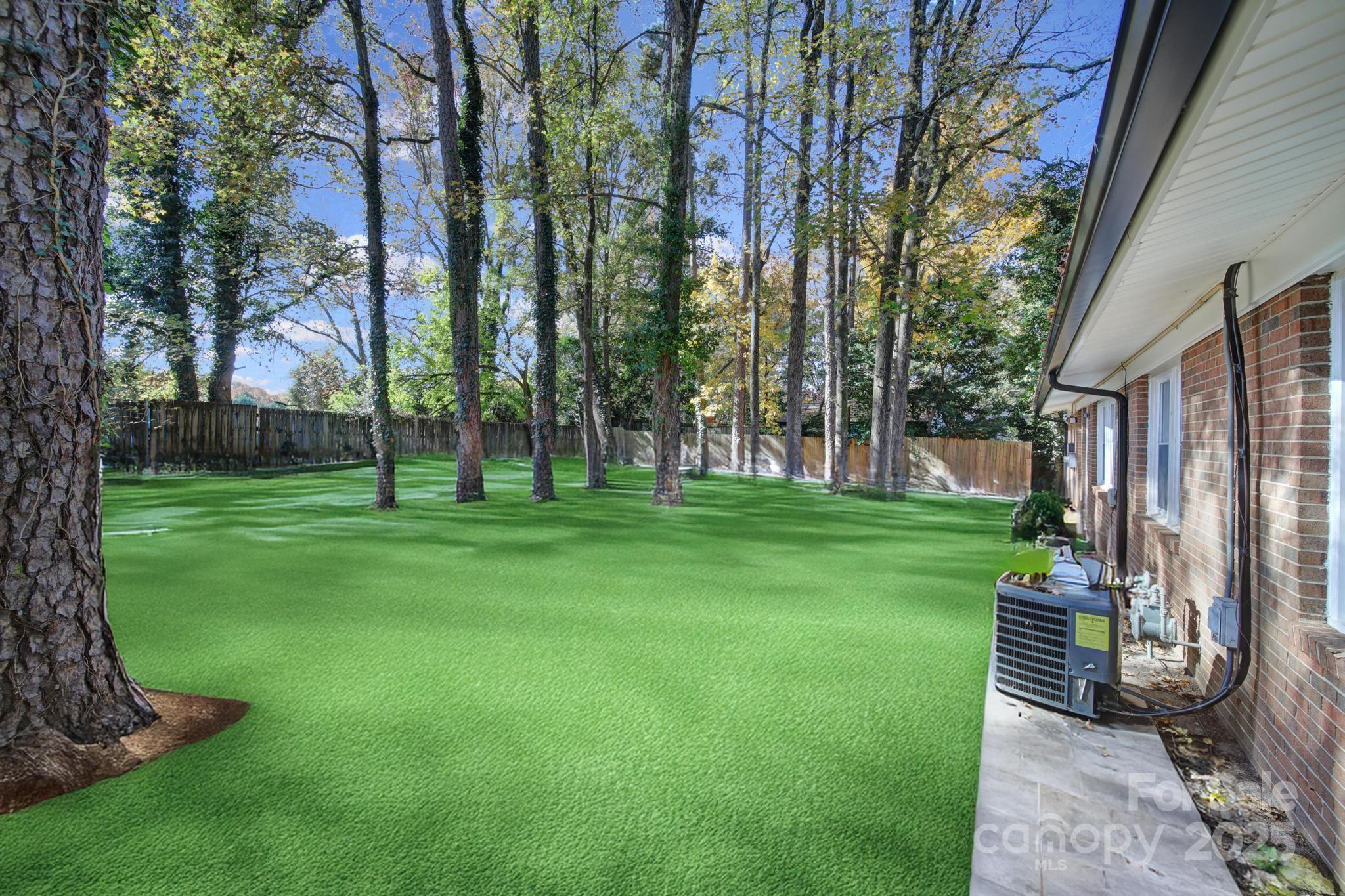 6513 Old Post Road Charlotte, NC 28212 - Photo 28 of 32