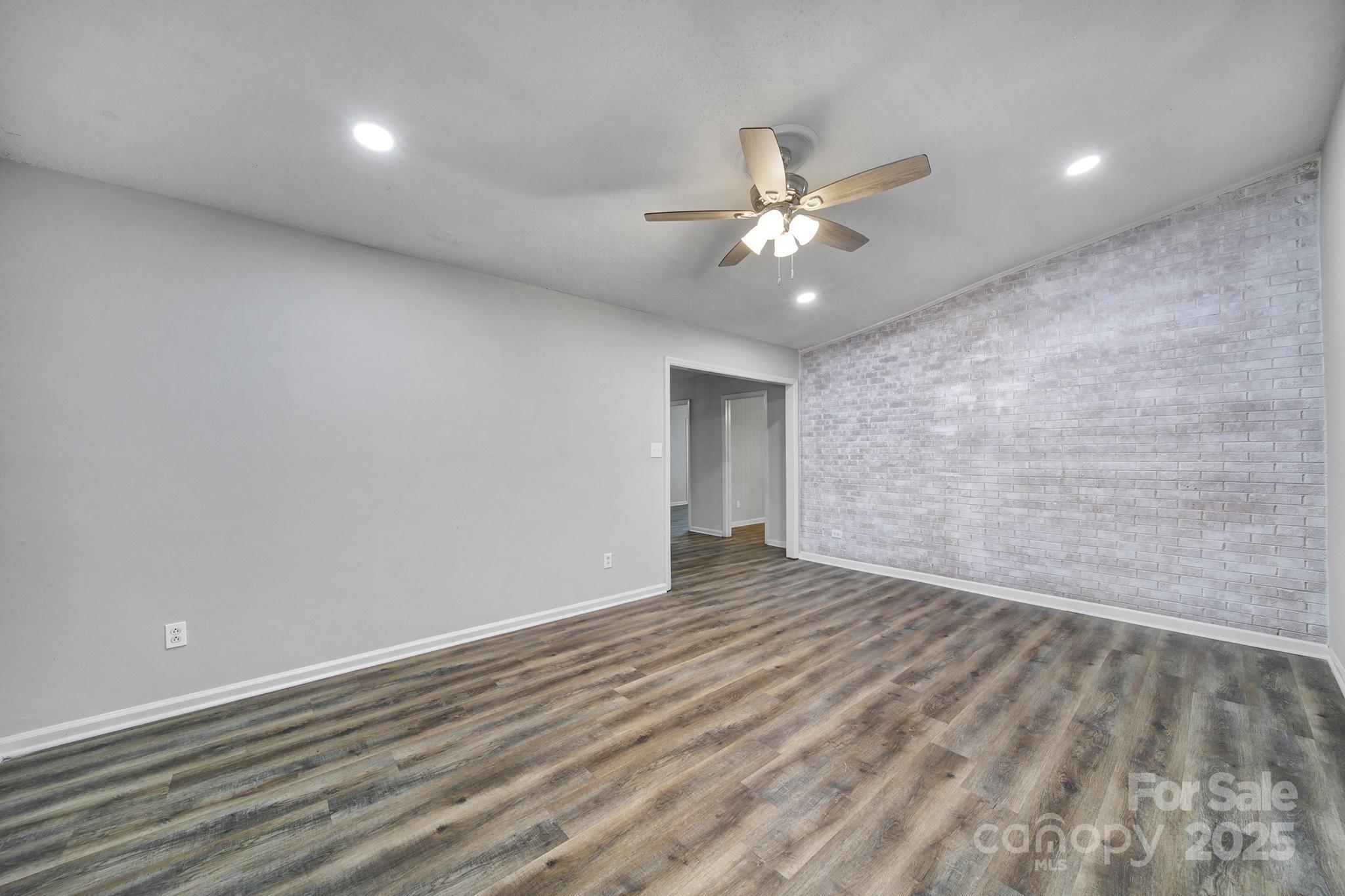 6513 Old Post Road Charlotte, NC 28212 - Photo 8 of 32