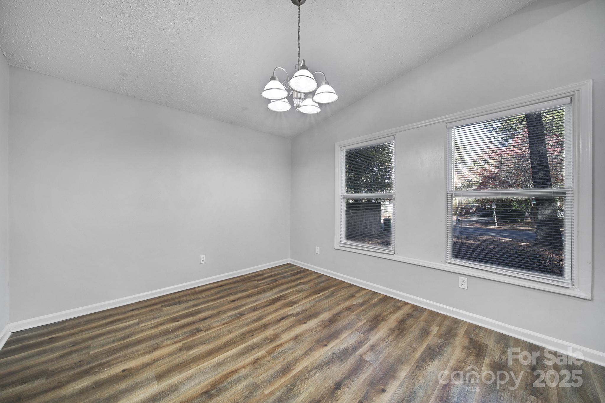 6513 Old Post Road Charlotte, NC 28212 - Photo 9 of 32