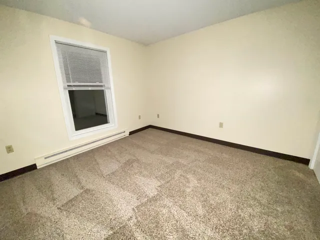 $1,837 | 141 Eastern Avenue, Unit 102, Manchester, NH 03104