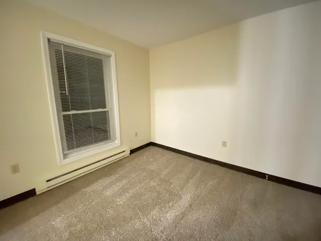 $1,837 | 141 Eastern Avenue, Unit 102, Manchester, NH 03104