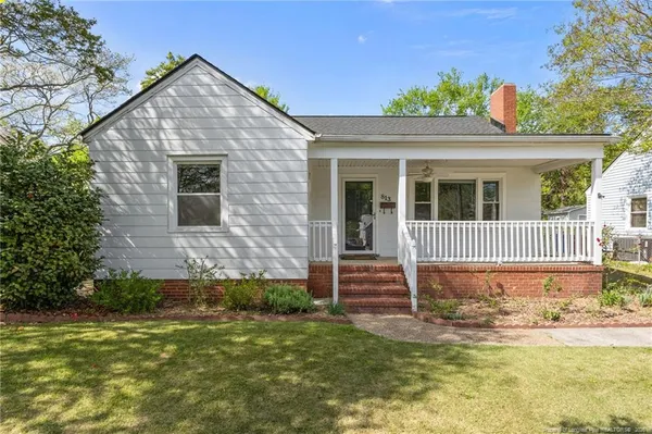 $1,500 | 813 Mc Pherson Road, Fayetteville, NC 28303