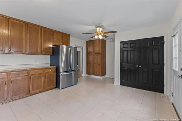 $1,500 | 813 Mc Pherson Road, Fayetteville, NC 28303