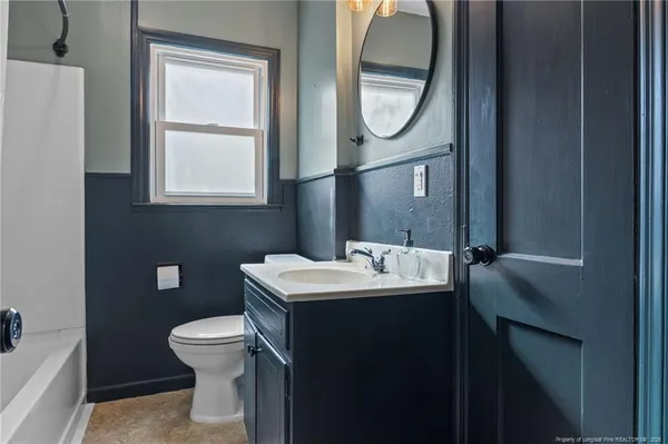$1,500 | 813 Mc Pherson Road, Fayetteville, NC 28303