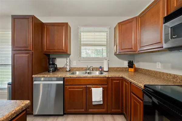 $424,900 | 222 Knights Circle, Streetman, TX 75859