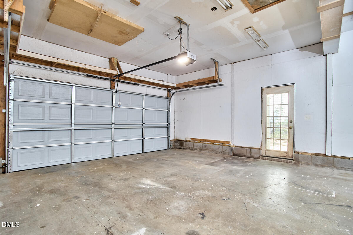 3917 Springstop Lane Durham, NC 27705 - Photo 60 of 61 033
