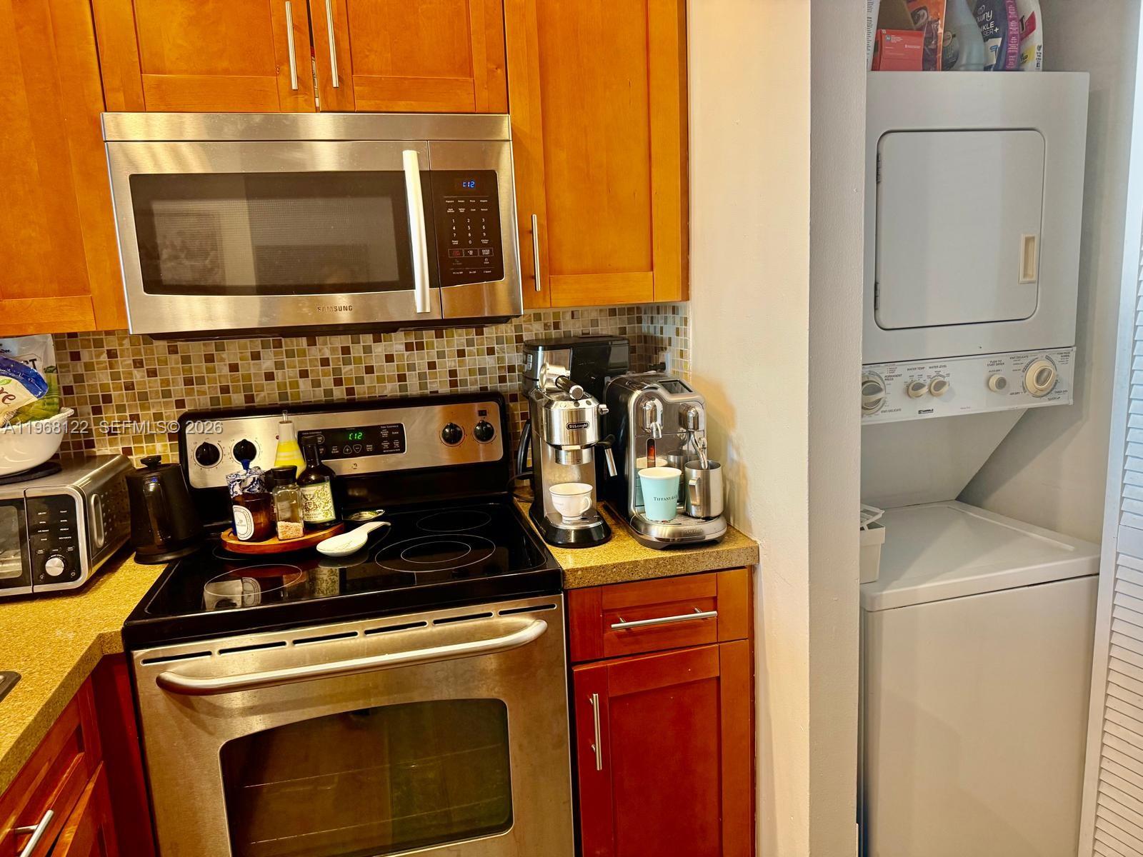 600 Northeast 36th Street, Unit 820 Miami, FL 33137 - Photo 6 of 10