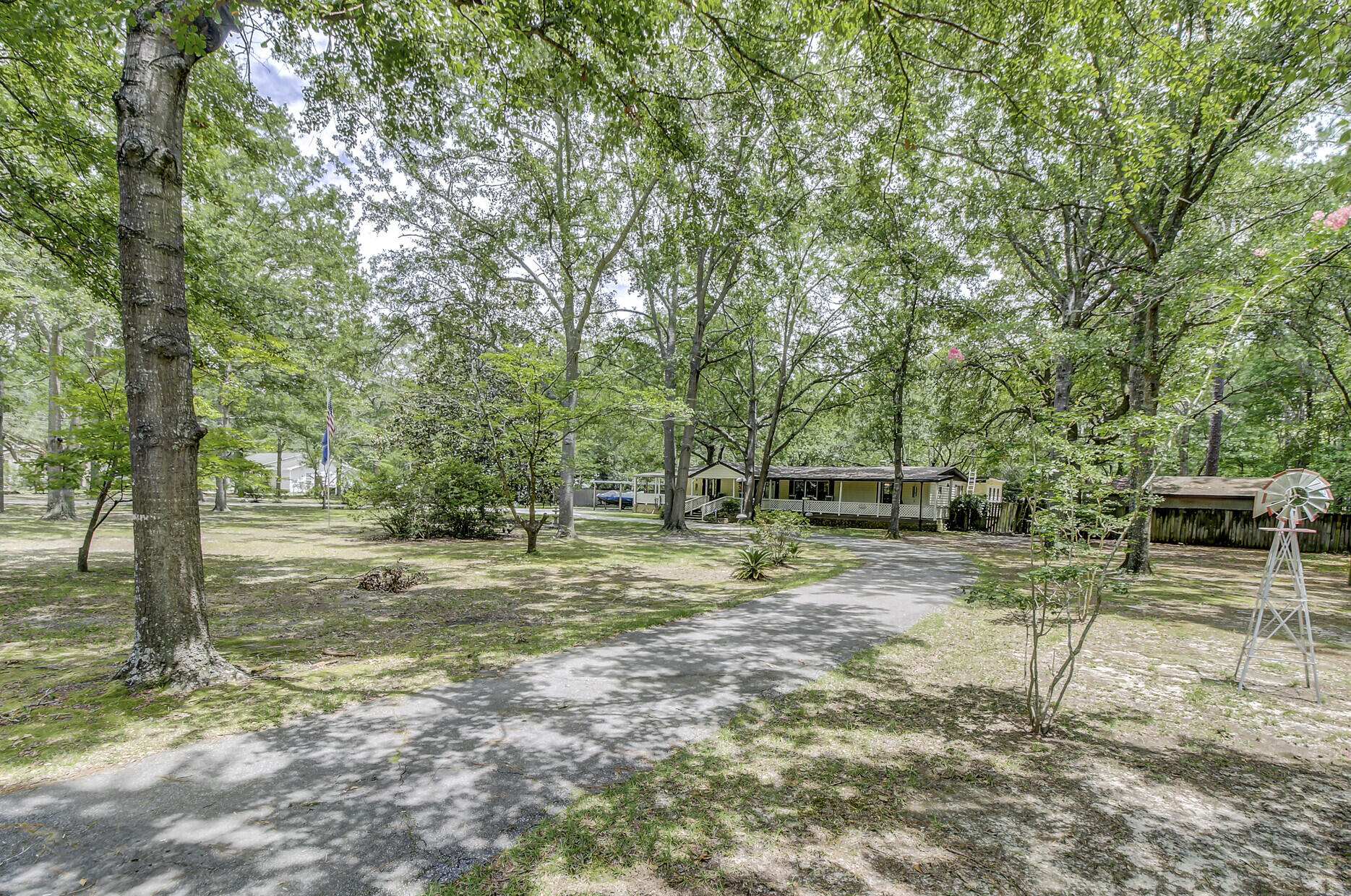 348 Compton Drive Moncks Corner, SC 29461 - Photo 5 of 52 05_5_mls