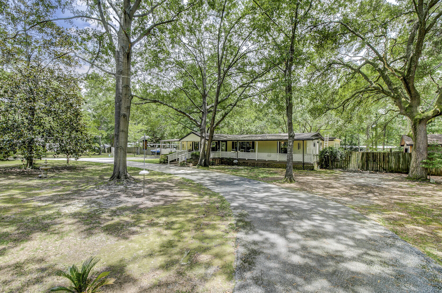 348 Compton Drive Moncks Corner, SC 29461 - Photo 6 of 52 06_6_mls